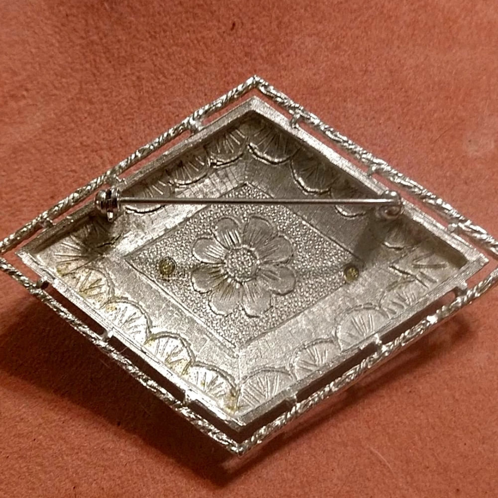 Stunning~Gorgeous Triangular Windmill Brooch - image 2